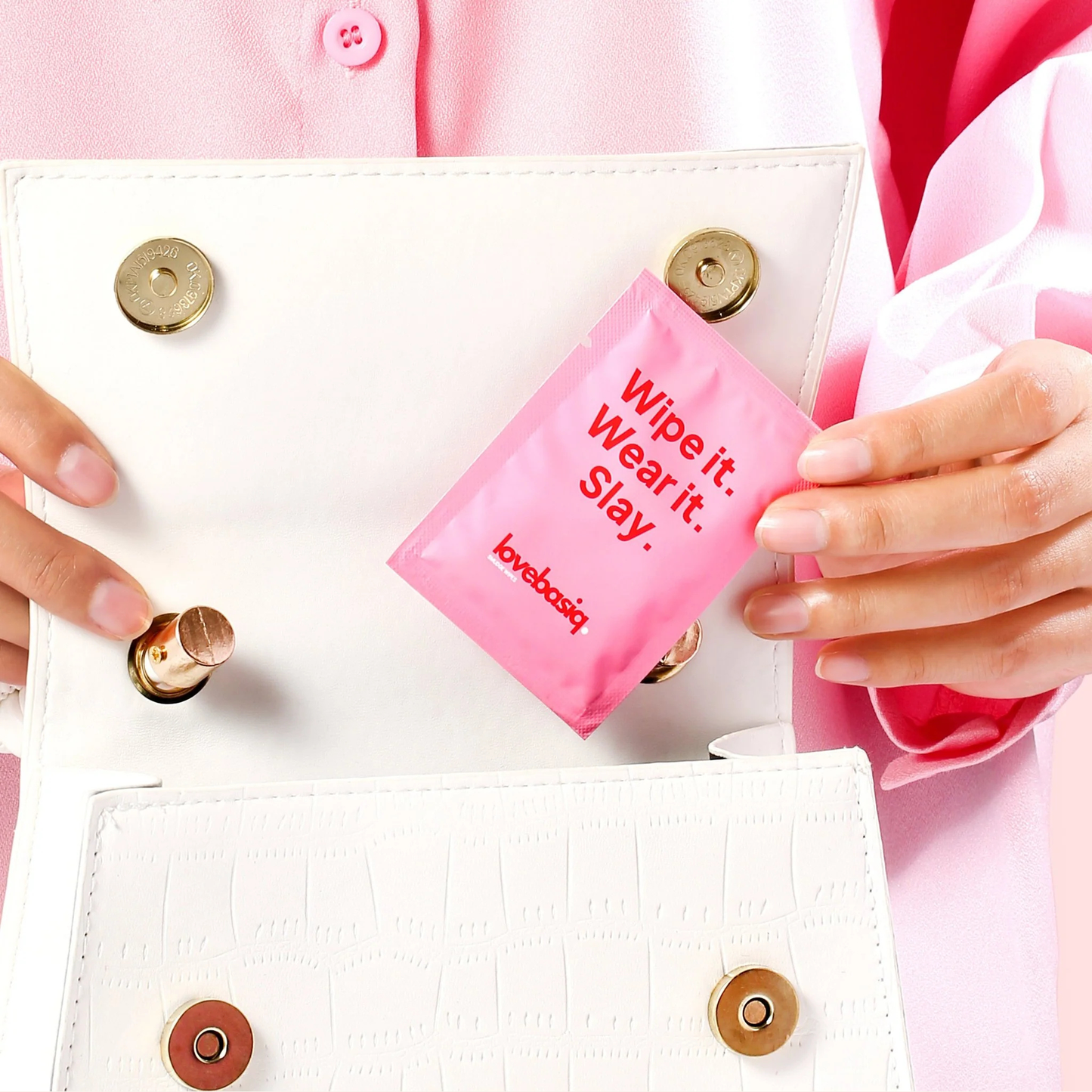 Lovebasiq Smudge Wipes